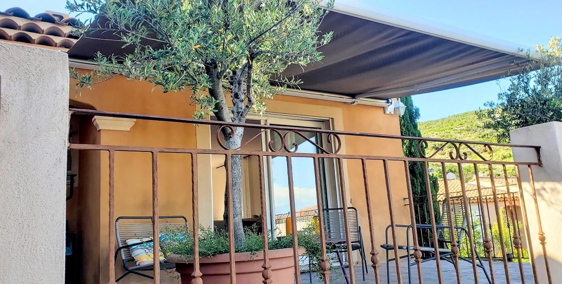 Maison Provencale Avec Piscine Coudoux