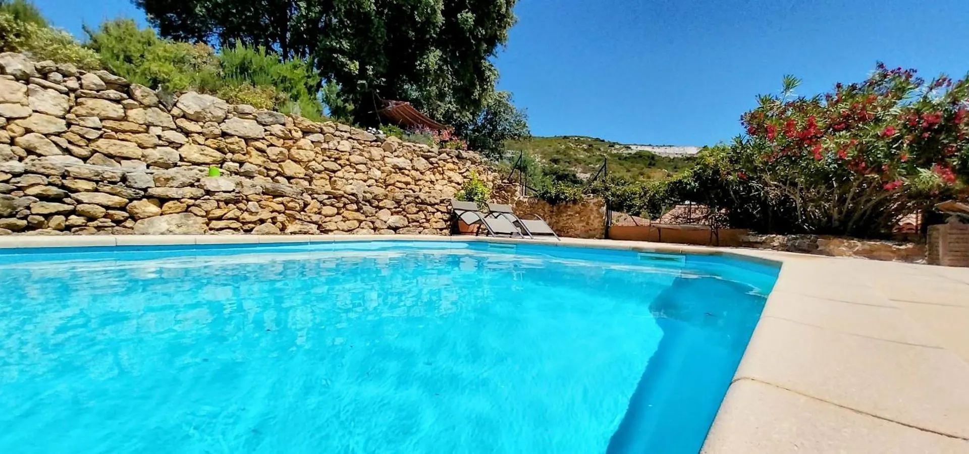 Maison Provencale Avec Piscine Coudoux France