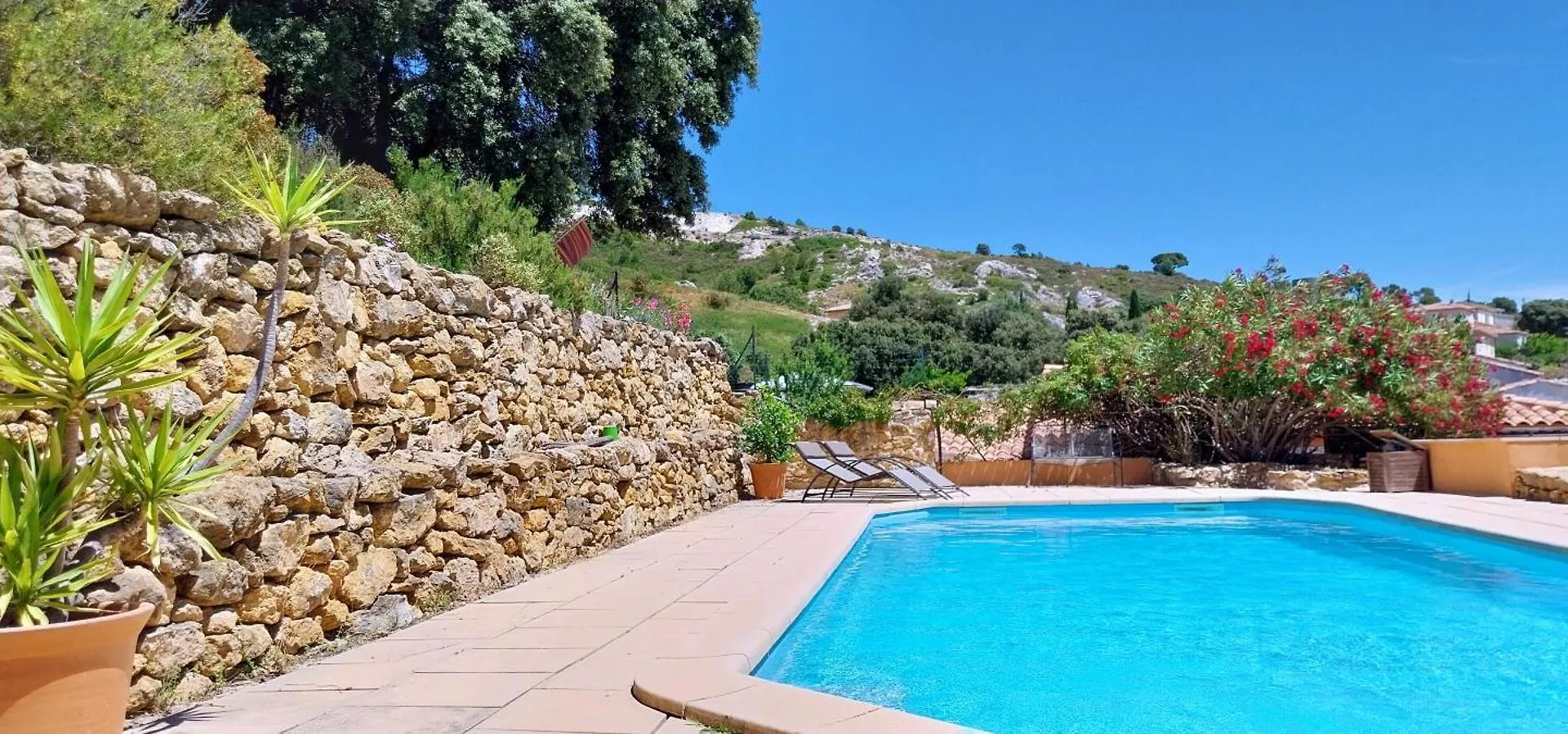 Maison Provencale Avec Piscine Coudoux 0*,